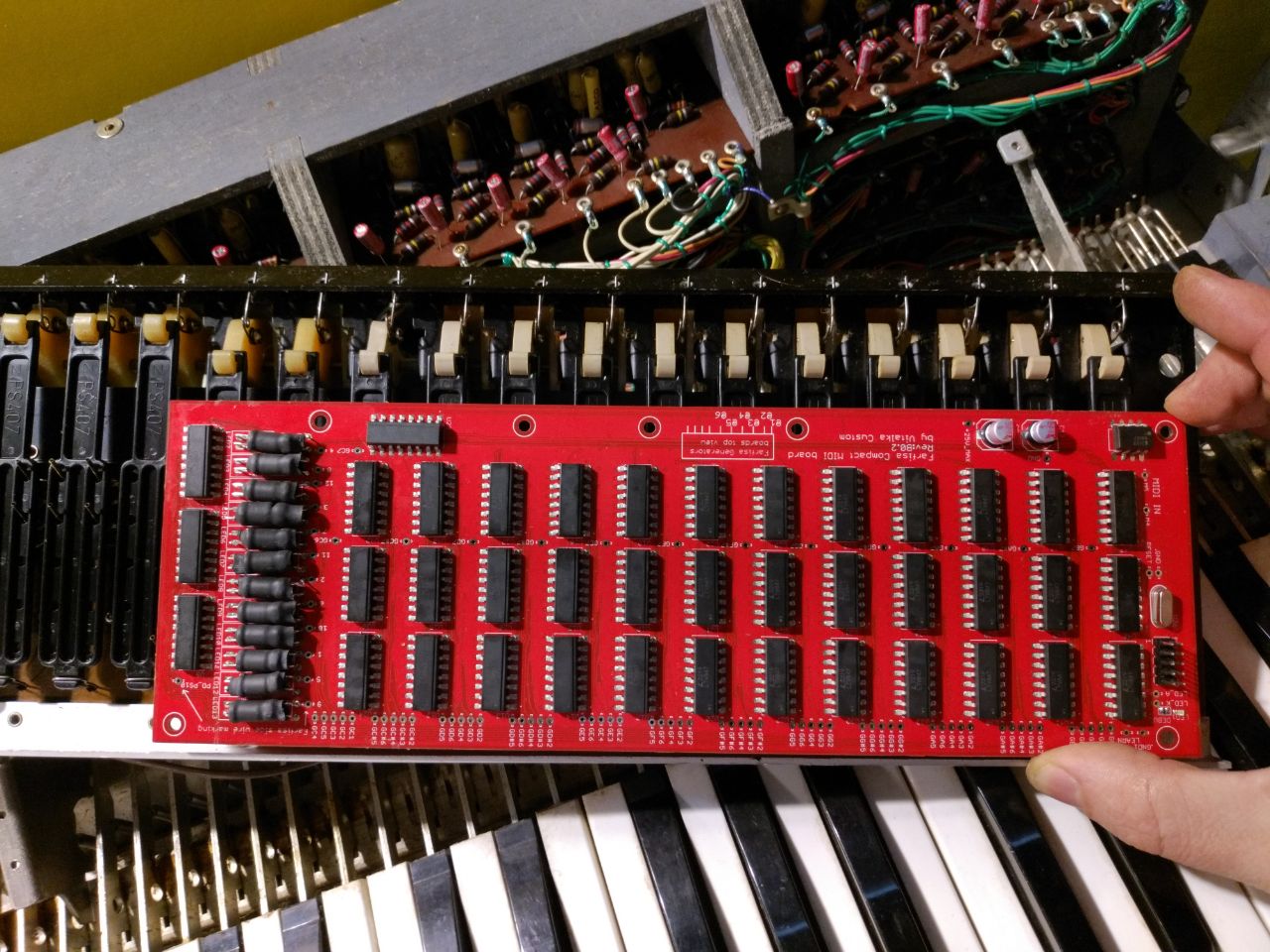 Farfisa Compact MIDI retrofit